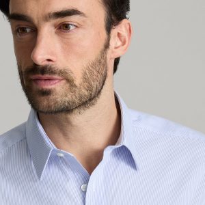 Wrinkle-Free Bordeaux Shirt